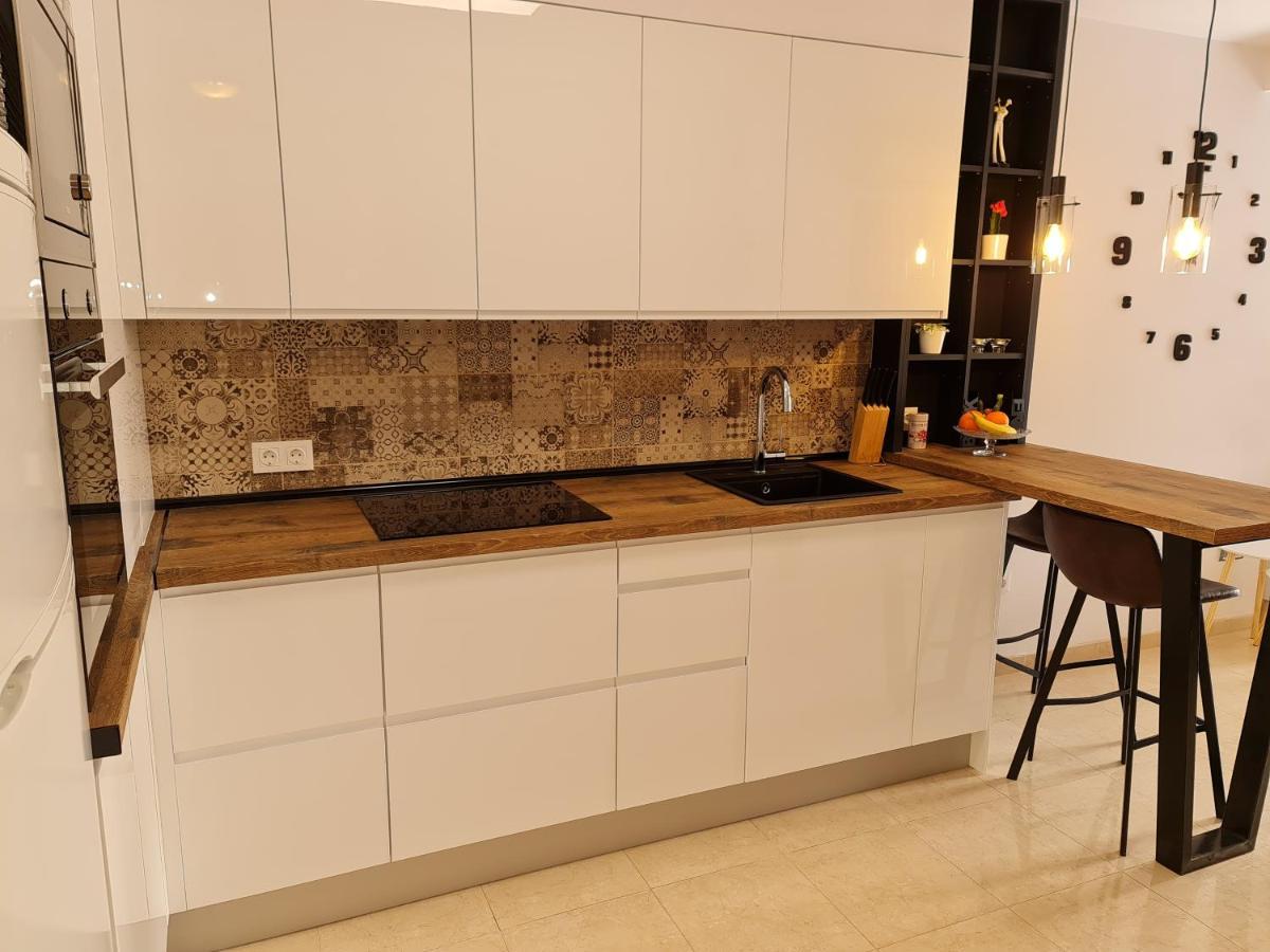 Sybarix Apartment: Precioso Apartamento Con Vistas Al Golf Y El Mar Ла-Энвия Экстерьер фото
